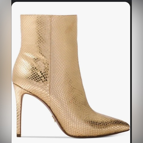 MK gold booties, sz10, NWT, stiletto, pointy toe - Picture 1 of 8